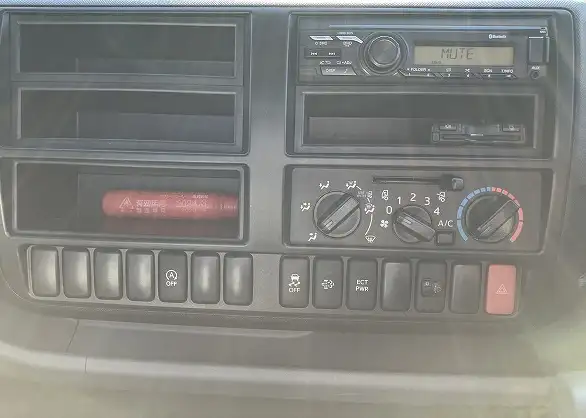 日野 デュトロ 小型 平ボディ 2RG-XZU710M R2の中古トラック画像13