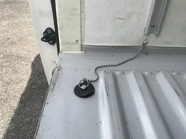 トヨタ ハイエース 小型 冷凍冷蔵 中温 サイドドアの中古トラック画像10