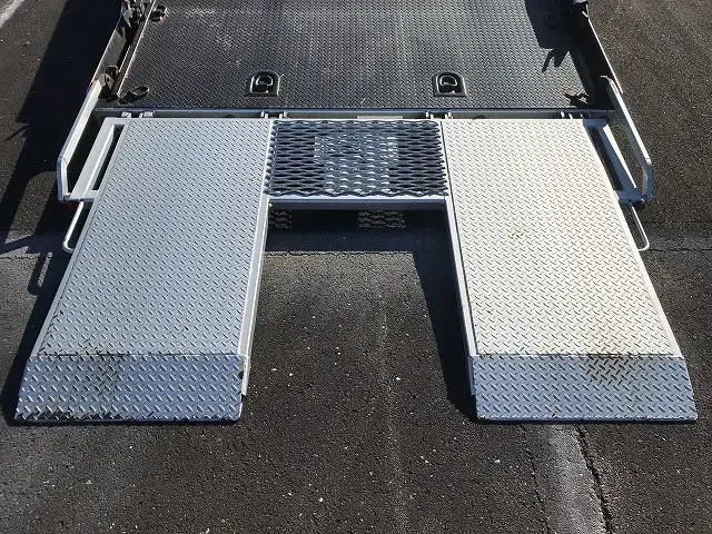 いすゞ エルフ 小型 車両重機運搬 ラジコン ウインチの中古トラック画像9