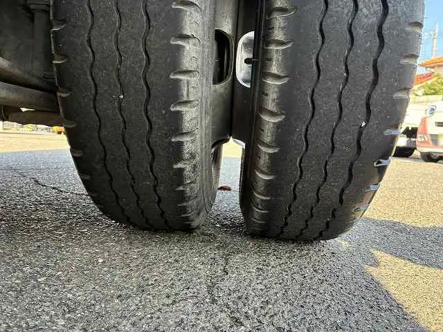 いすゞ エルフ 小型 平ボディ TKG-NJR85A H25の中古トラック画像20