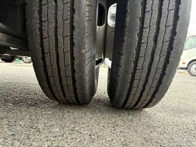 いすゞ エルフ 小型 平ボディ TPG-NJR85A H28の中古トラック画像20