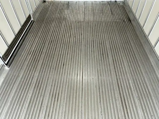 いすゞ エルフ 小型 冷凍冷蔵 低温 スタンバイの中古トラック画像8