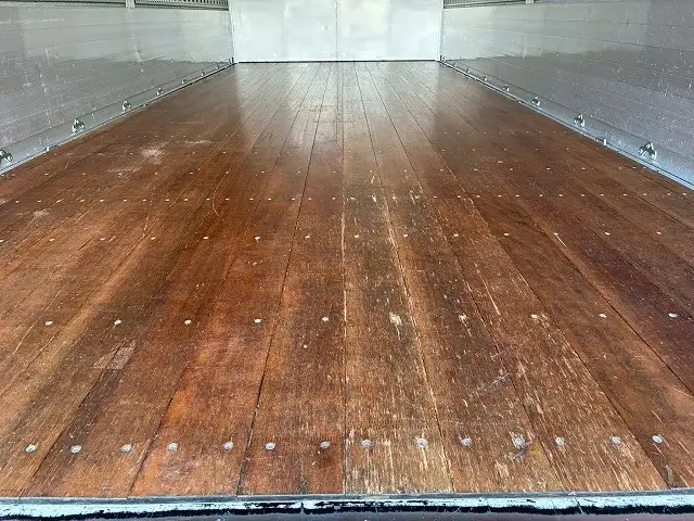 日野 レンジャー 中型/増トン ウイング エアサス ベッドの中古トラック画像8