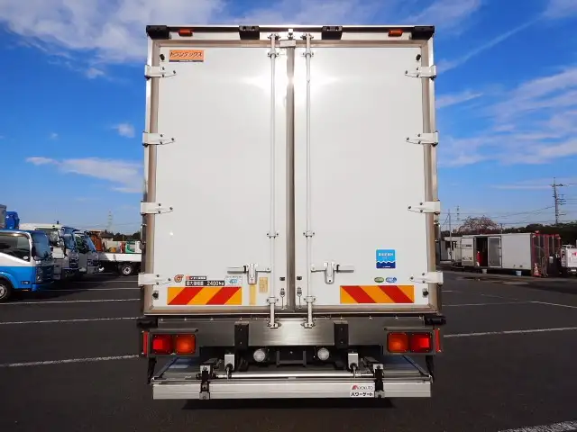 いすゞ フォワード 中型/増トン 冷凍冷蔵 パワーゲート スタンバイの中古トラック画像4