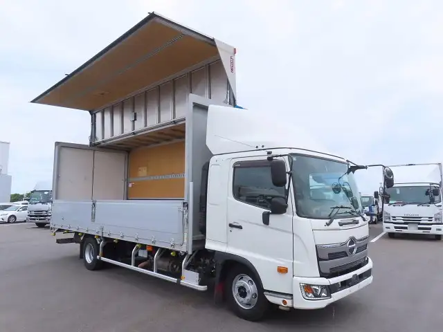 日野 レンジャー 中型/増トン ウイング エアサス ベッドの中古トラック画像3