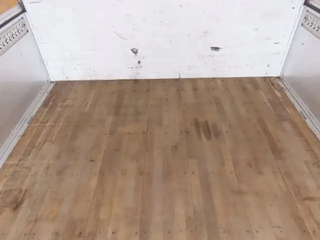 日野 レンジャー 中型/増トン ウイング エアサス ベッドの中古トラック画像10