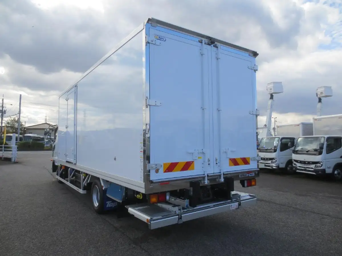 三菱 ファイター 中型/増トン 冷凍冷蔵 低温 パワーゲートの中古トラック画像6