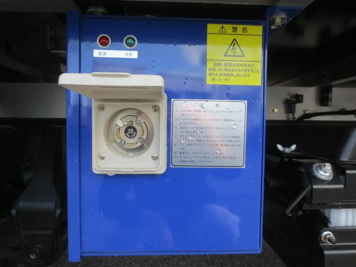 三菱 ファイター 中型/増トン 冷凍冷蔵 低温 パワーゲートの中古トラック画像18