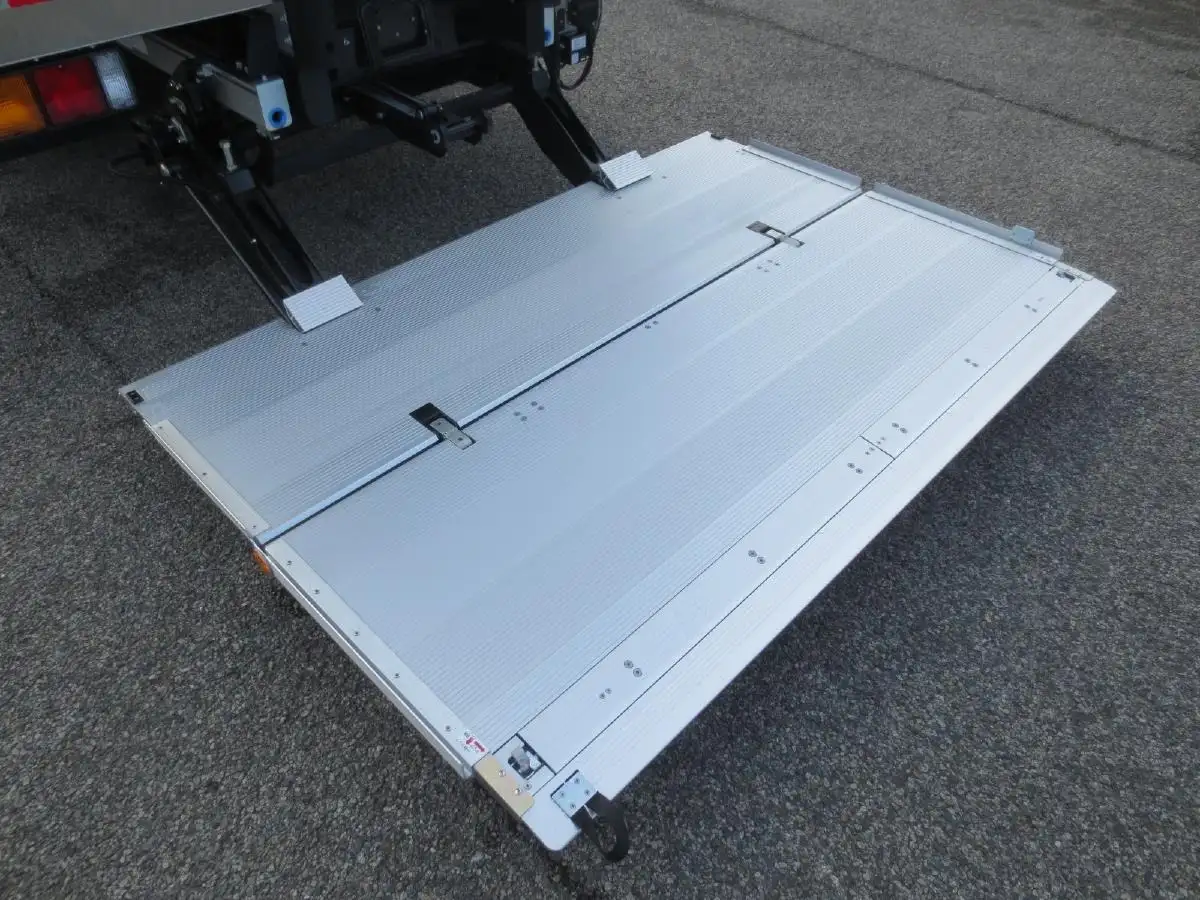 三菱 ファイター 中型/増トン 冷凍冷蔵 低温 パワーゲートの中古トラック画像12