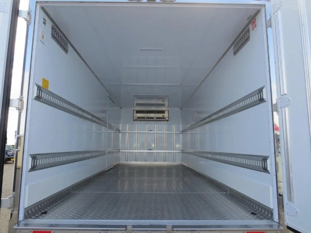 三菱 ファイター 中型/増トン 冷凍冷蔵 低温 パワーゲートの中古トラック画像9