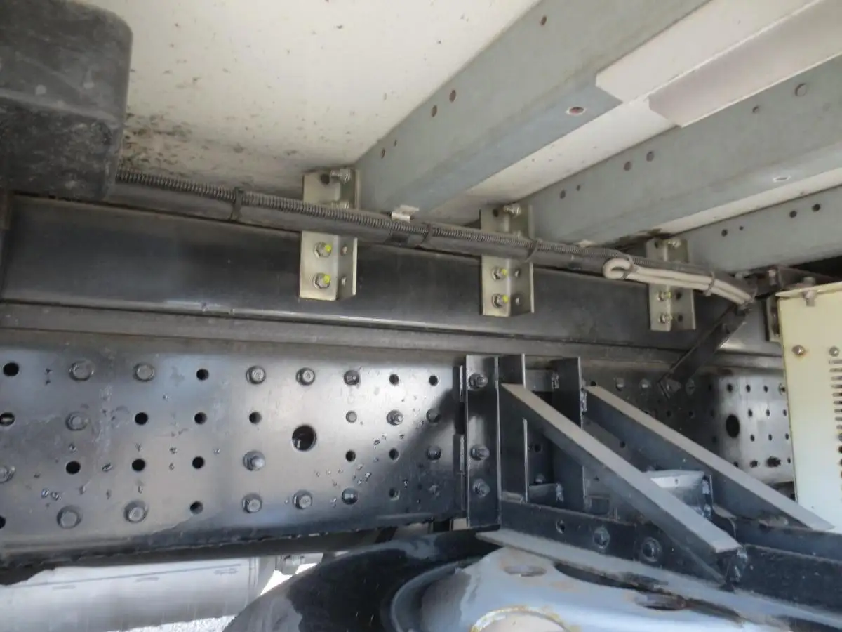 三菱 キャンター 小型 冷凍冷蔵 低温 パワーゲートの中古トラック画像20