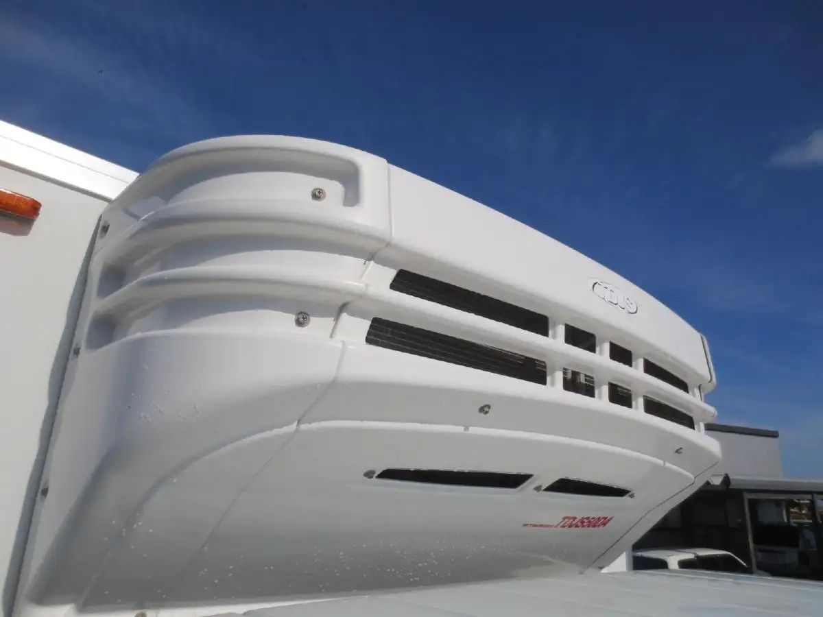 三菱 キャンター 小型 冷凍冷蔵 低温 パワーゲートの中古トラック画像9