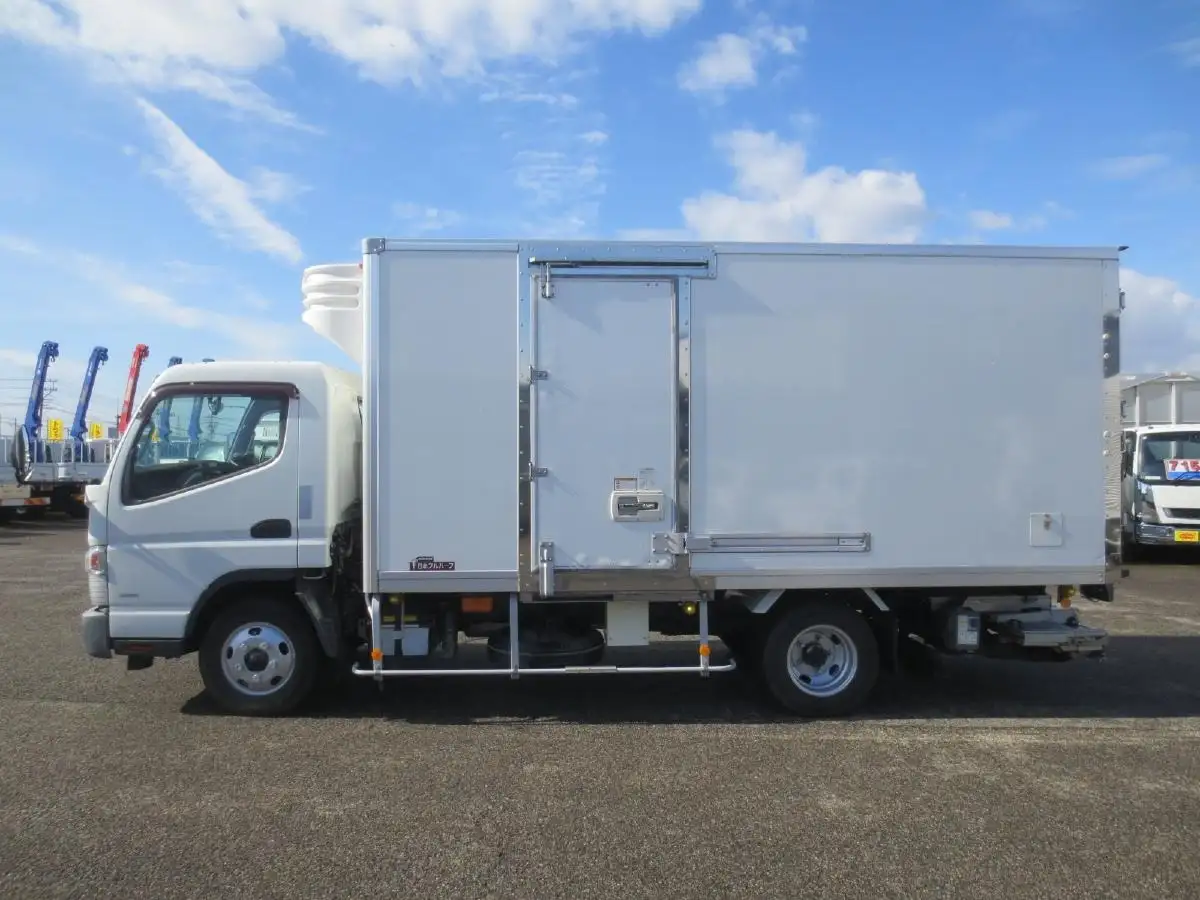 三菱 キャンター 小型 冷凍冷蔵 低温 パワーゲートの中古トラック画像8