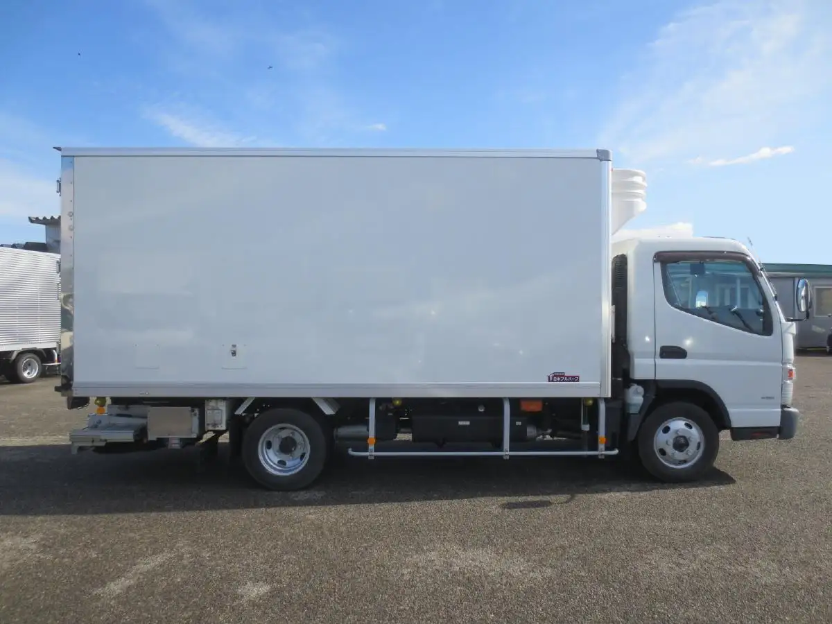 三菱 キャンター 小型 冷凍冷蔵 低温 パワーゲートの中古トラック画像4