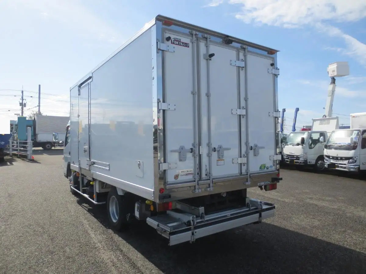 三菱 キャンター 小型 冷凍冷蔵 低温 パワーゲートの中古トラック画像7