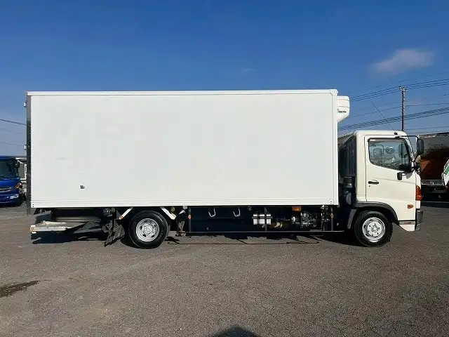 日野 レンジャー 中型/増トン 冷凍冷蔵 低温 パワーゲートの中古トラック画像3