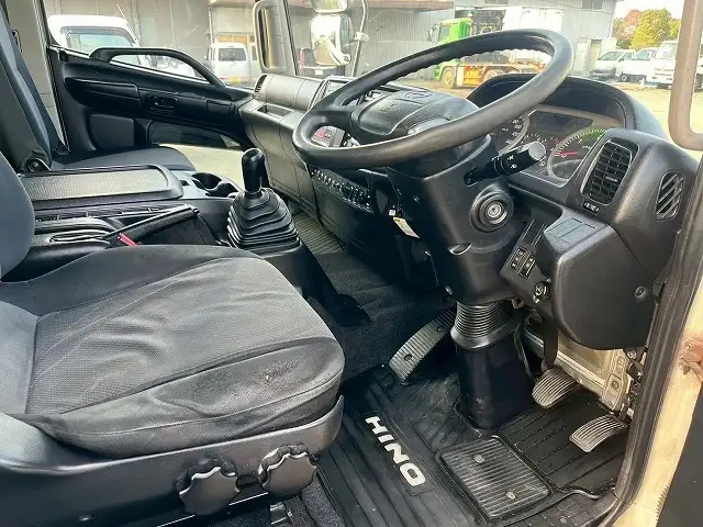 日野 レンジャー 中型/増トン 冷凍冷蔵 低温 パワーゲートの中古トラック画像11