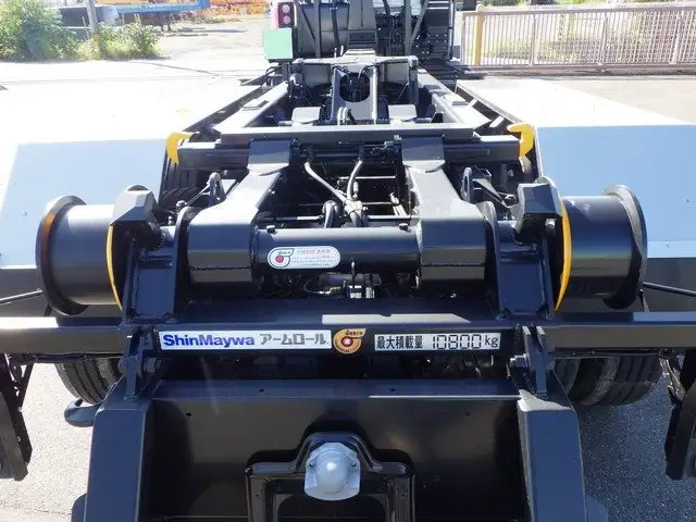 三菱 スーパーグレート 大型 アームロール ハイルーフ ベッドの中古トラック画像6