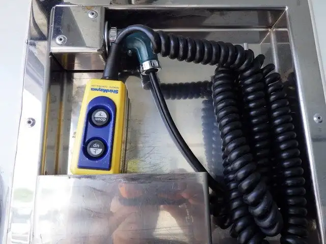 日野 レンジャー 中型/増トン 冷凍冷蔵 低温 パワーゲートの中古トラック画像6