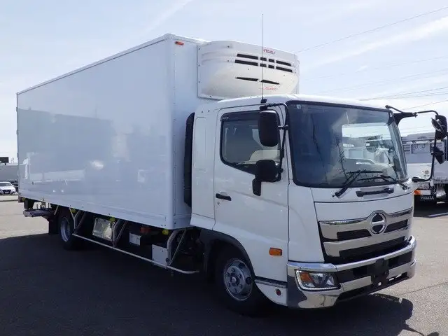 日野 レンジャー 中型/増トン 冷凍冷蔵 低温 パワーゲートの中古トラック画像2