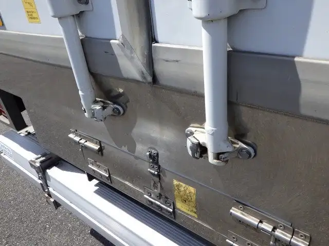 日野 レンジャー 中型/増トン 冷凍冷蔵 低温 パワーゲートの中古トラック画像9