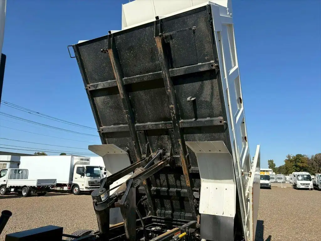 いすゞ フォワード 中型/増トン ダンプ 土砂禁 2RG-FRR90S1の中古トラック画像14