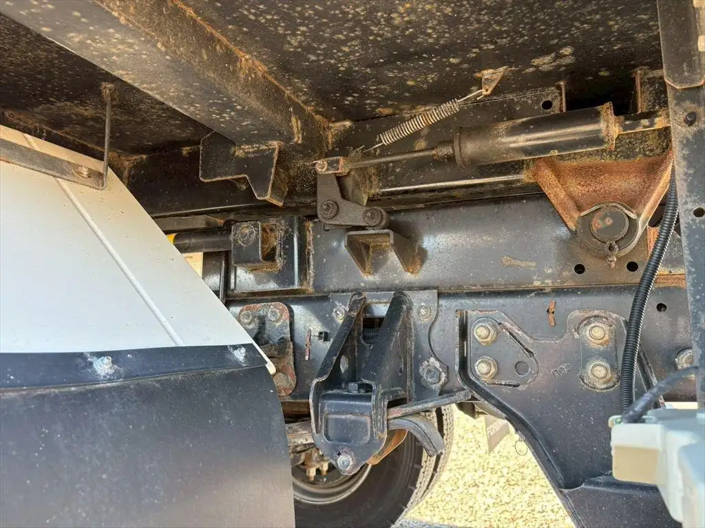 いすゞ フォワード 中型/増トン ダンプ 土砂禁 2RG-FRR90S1の中古トラック画像像17