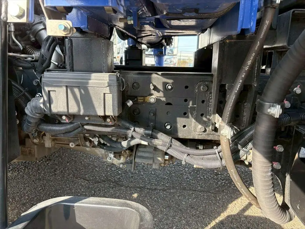 三菱 キャンター 小型 クレーン付 4段 ラジコンの中古トラック画像像17