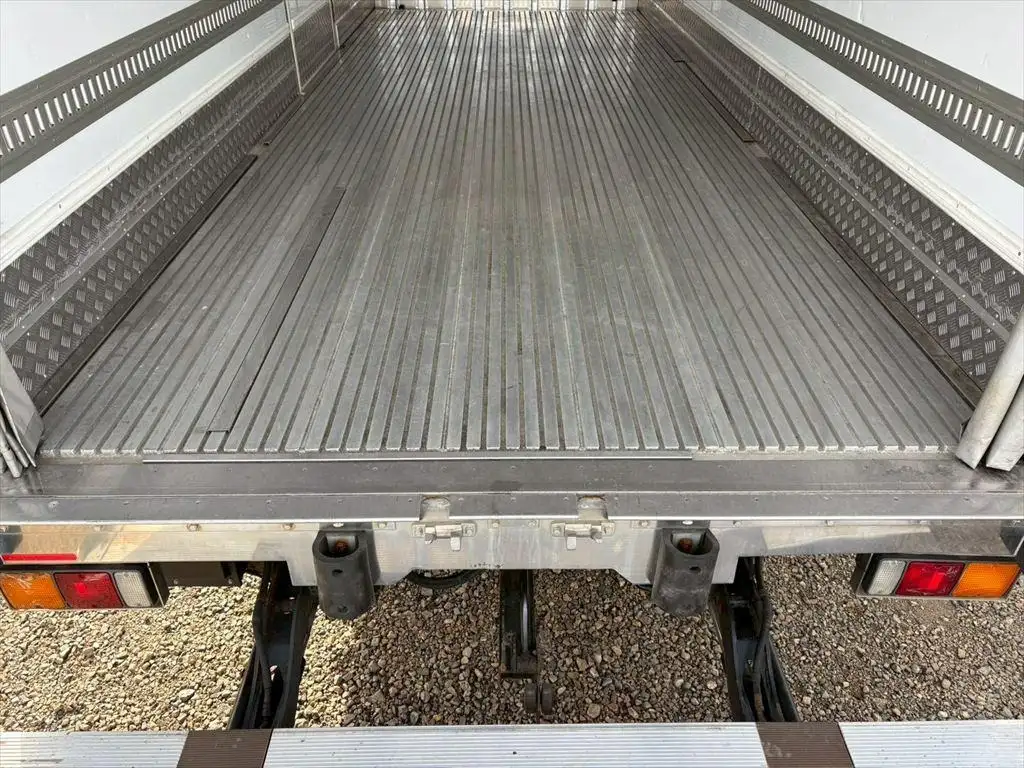 三菱 ファイター 中型/増トン 冷凍冷蔵 低温 パワーゲートの中古トラック画像8