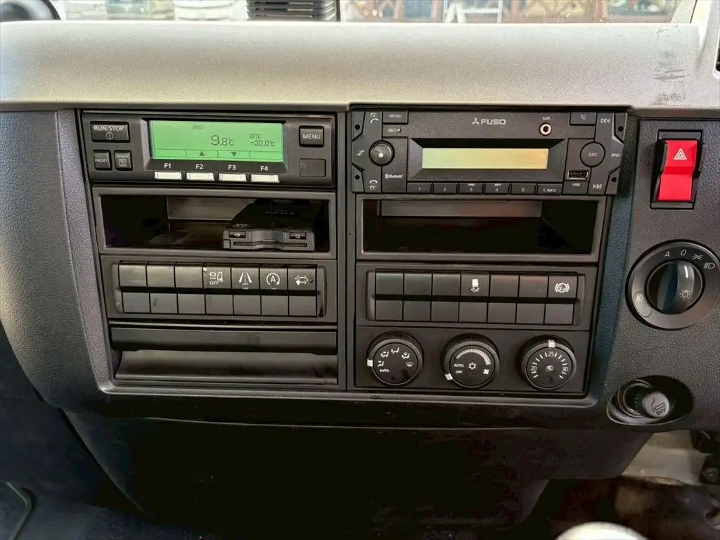 三菱 ファイター 中型/増トン 冷凍冷蔵 低温 パワーゲートの中古トラック画像15