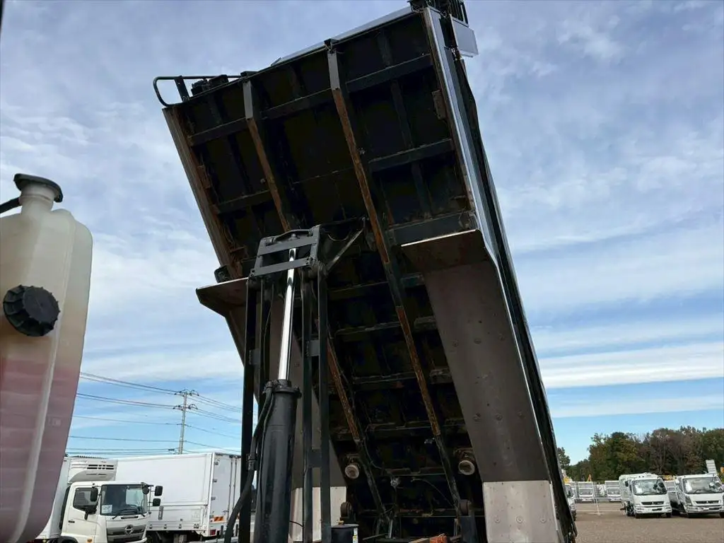 三菱 スーパーグレート 大型 ダンプ Lゲート コボレーンの中古トラック画像15