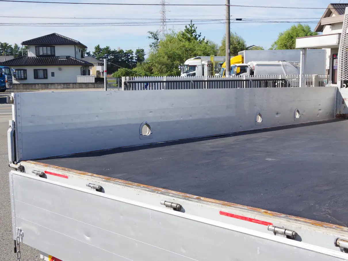 いすゞ エルフ 小型 クレーン付 アルミブロック 4段の中古トラック画像10