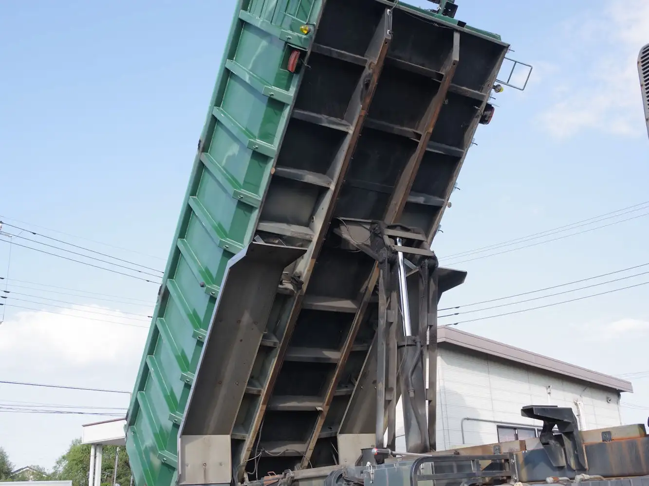 いすゞ ギガ 大型 ダンプ 土砂禁 天蓋付きの中古トラック画像15