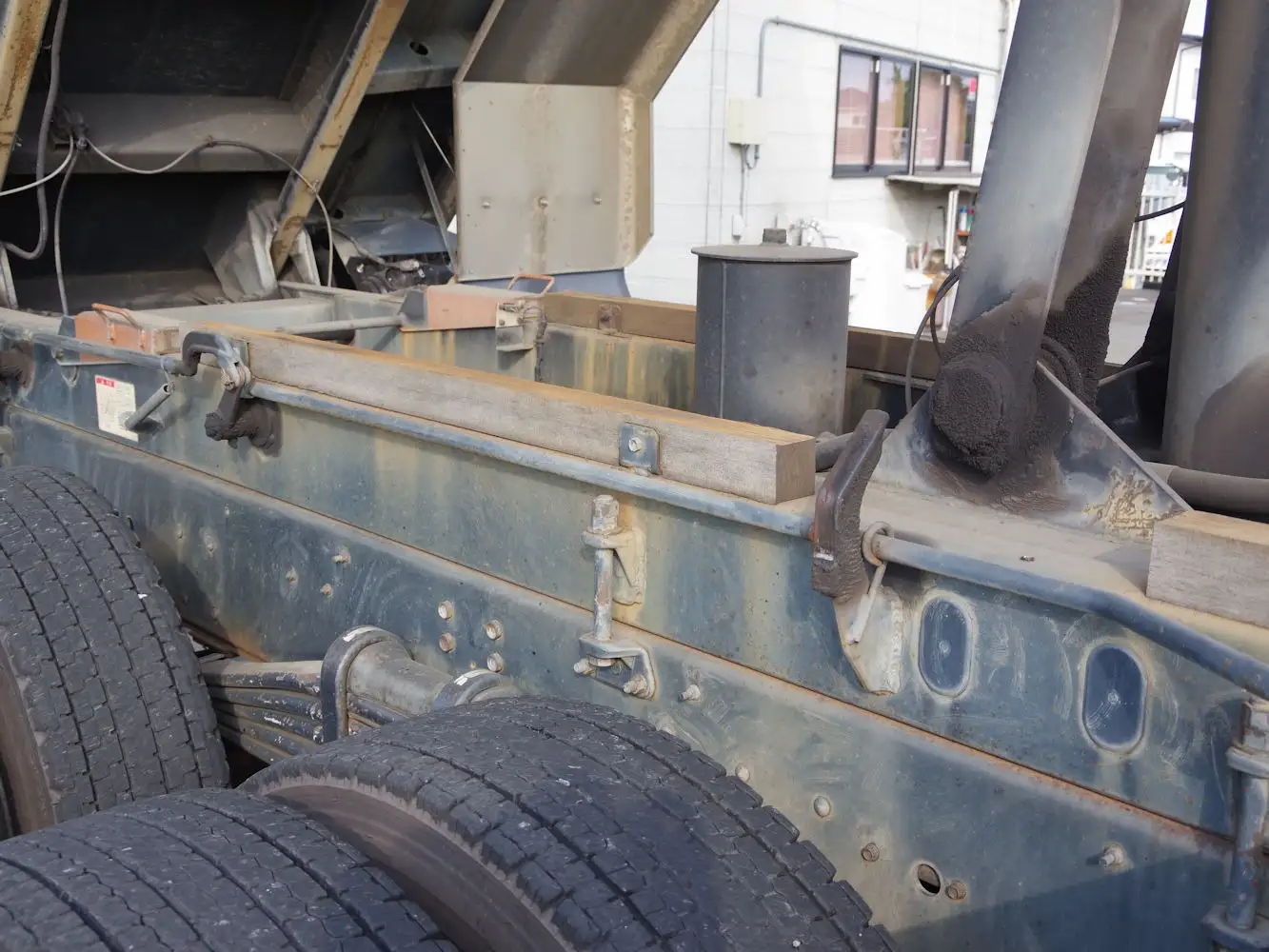 いすゞ ギガ 大型 ダンプ 土砂禁 天蓋付きの中古トラック画像18