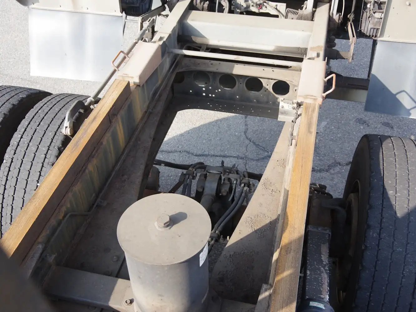 いすゞ ギガ 大型 ダンプ 土砂禁 天蓋付きの中古トラック画像像17