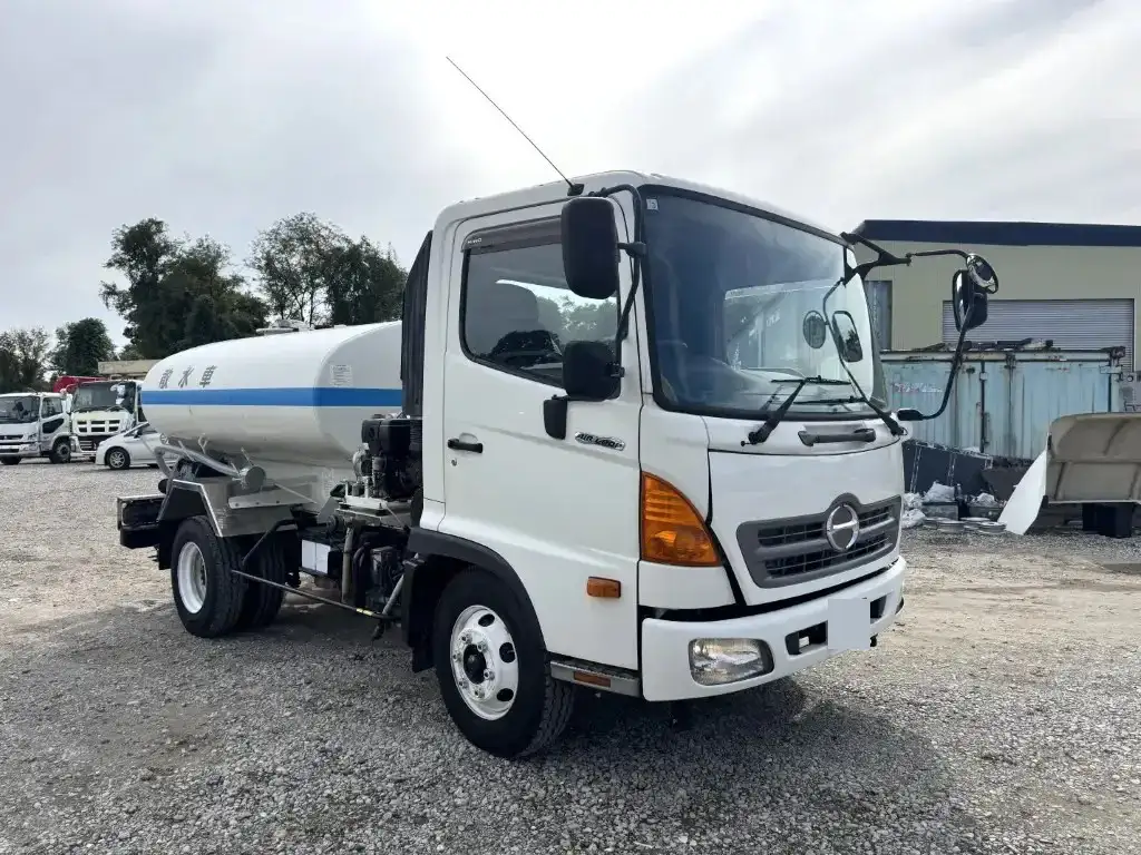 日野 レンジャー 中型/増トン タンク車 散水車 TKG-FC9JCAPの中古トラック画像2