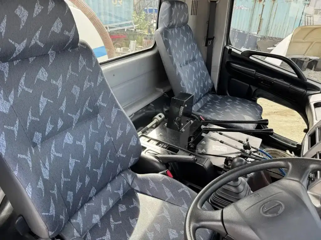 日野 レンジャー 中型/増トン タンク車 散水車 TKG-FC9JCAPの中古トラック画像12