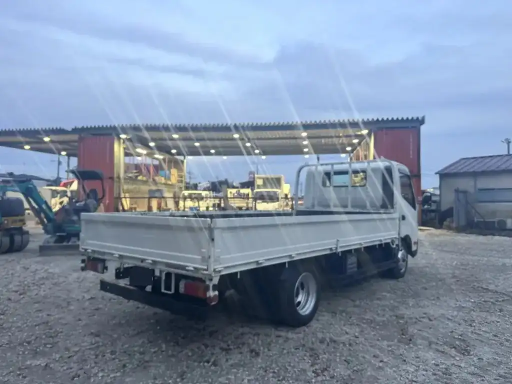 日野 デュトロ 小型 平ボディ 2RG-XZU710M R2の中古トラック画像3