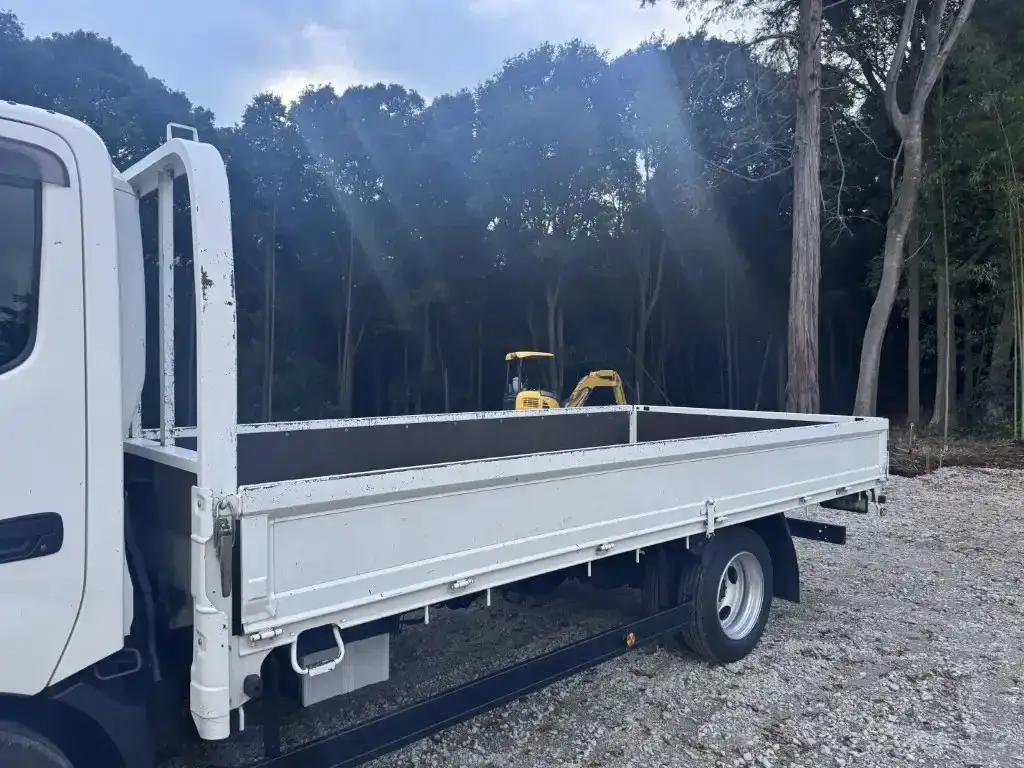 日野 デュトロ 小型 平ボディ 2RG-XZU710M R2の中古トラック画像6