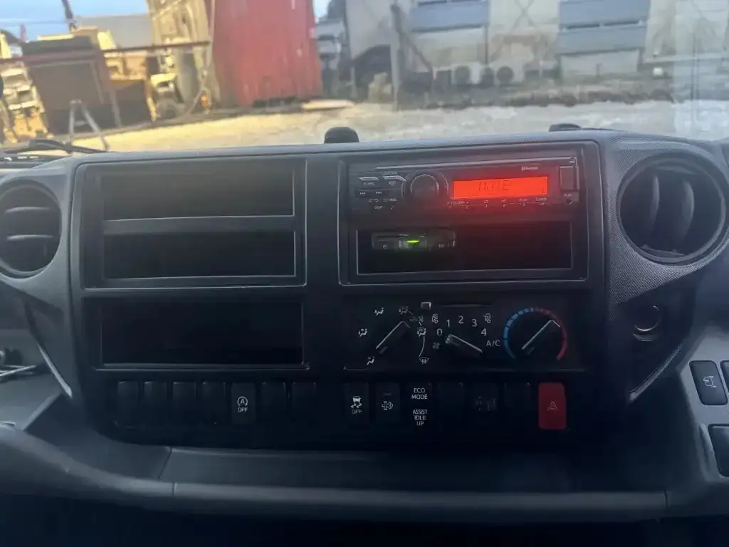 日野 デュトロ 小型 平ボディ 2RG-XZU710M R2の中古トラック画像13