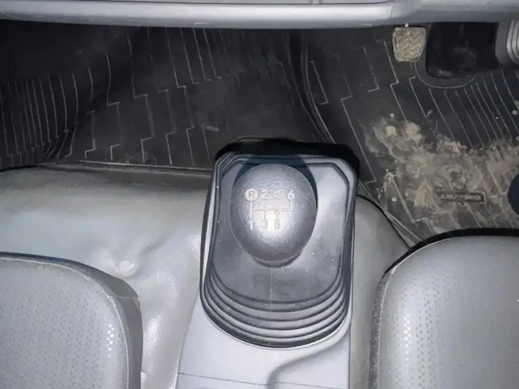 日野 デュトロ 小型 平ボディ 2RG-XZU710M R2の中古トラック画像14