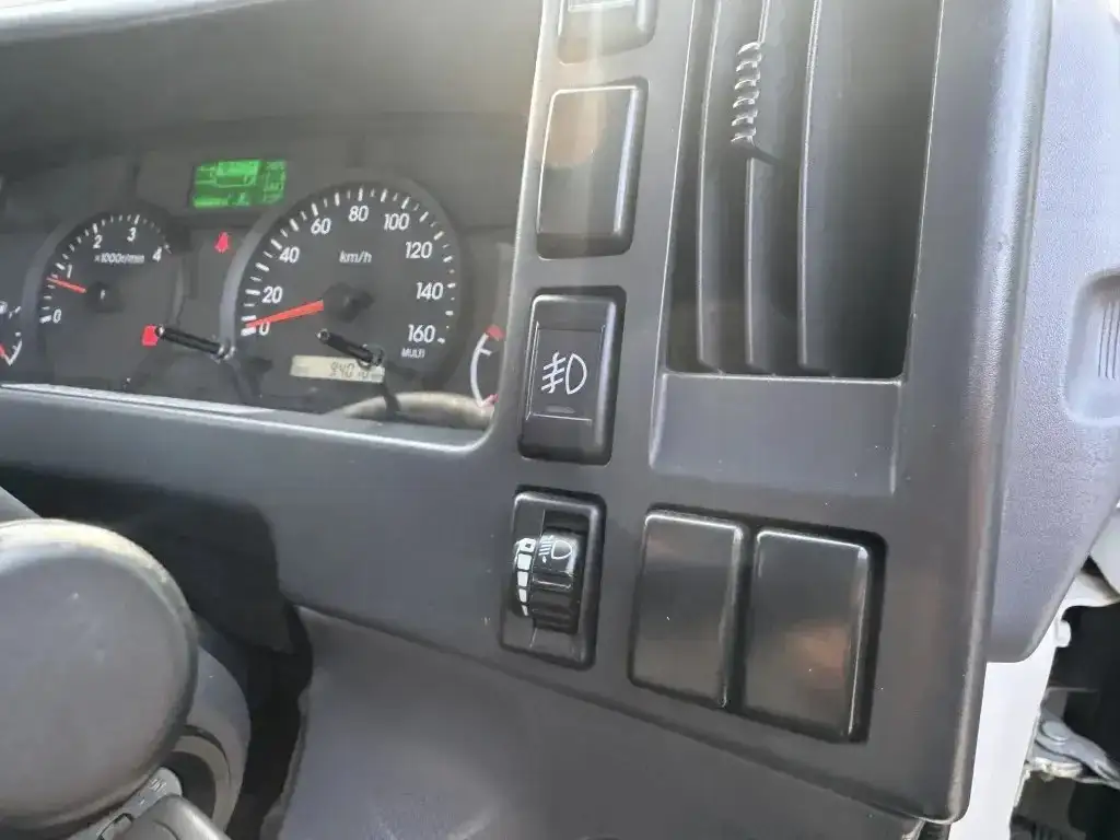 いすゞ エルフ 小型 クレーン付 4段 ラジコンの中古トラック画像13