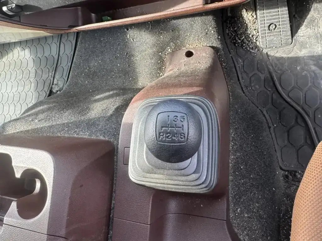 日野 レンジャー 中型/増トン ウイング パワーゲート ベッドの中古トラック画像15