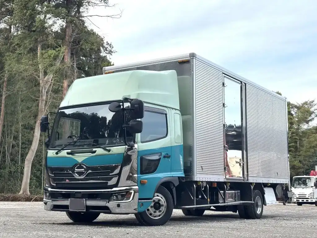 日野 レンジャー 中型/増トン アルミバン エアサス サイドドア の中古トラック【車両No.200647】