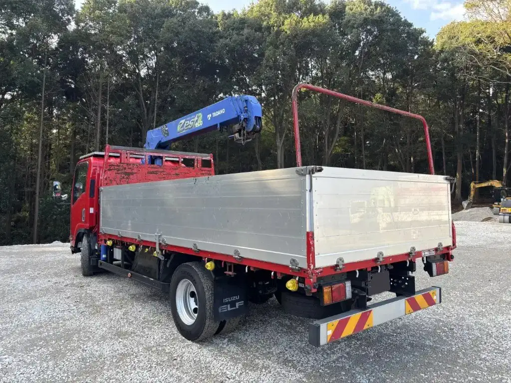 いすゞ エルフ 小型 クレーン付 アルミブロック 4段の中古トラック画像4