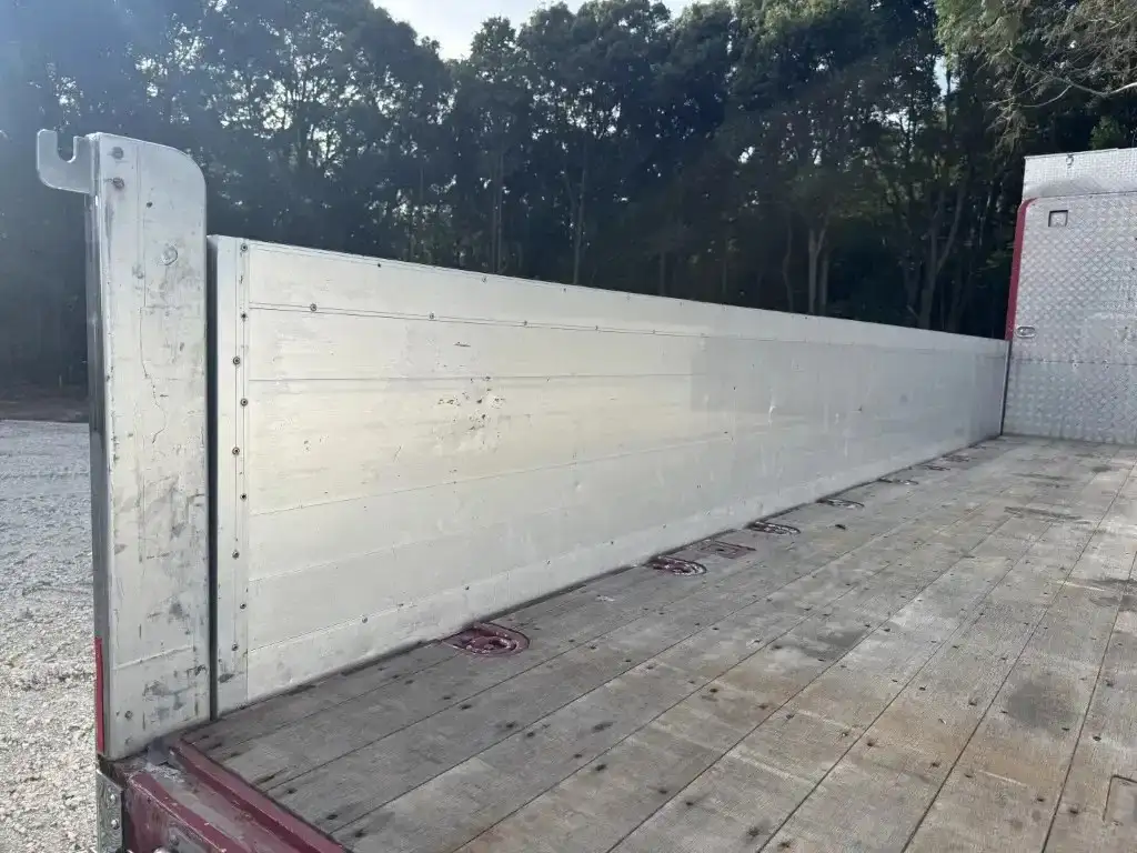 いすゞ フォワード 中型/増トン 平ボディ アルミブロック エアサスの中古トラック画像9