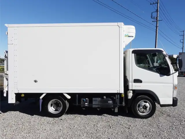 三菱 キャンター 小型 冷凍冷蔵 低温 パワーゲートの中古トラック画像3