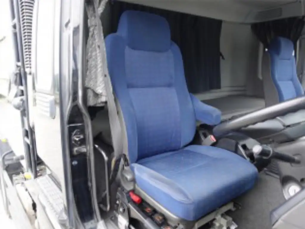 いすゞ ギガ 大型 ダンプ コボレーン ベッドの中古トラック画像9