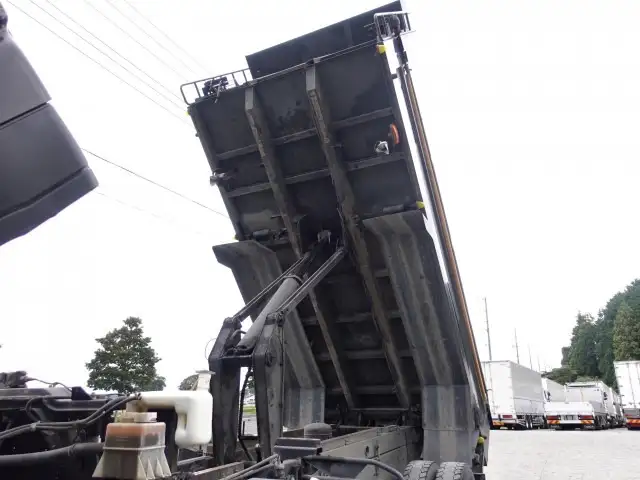 いすゞ ギガ 大型 ダンプ コボレーン ベッドの中古トラック画像15