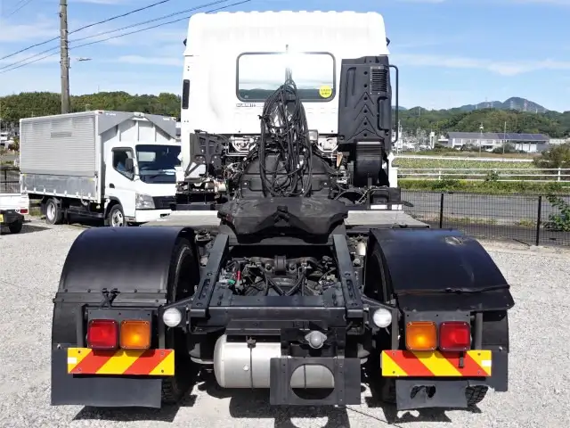 いすゞ ギガ 大型 トラクター ハイルーフ 1デフの中古トラック画像5